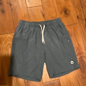 Mens Vuori Rise and Shine Shorts Sz S